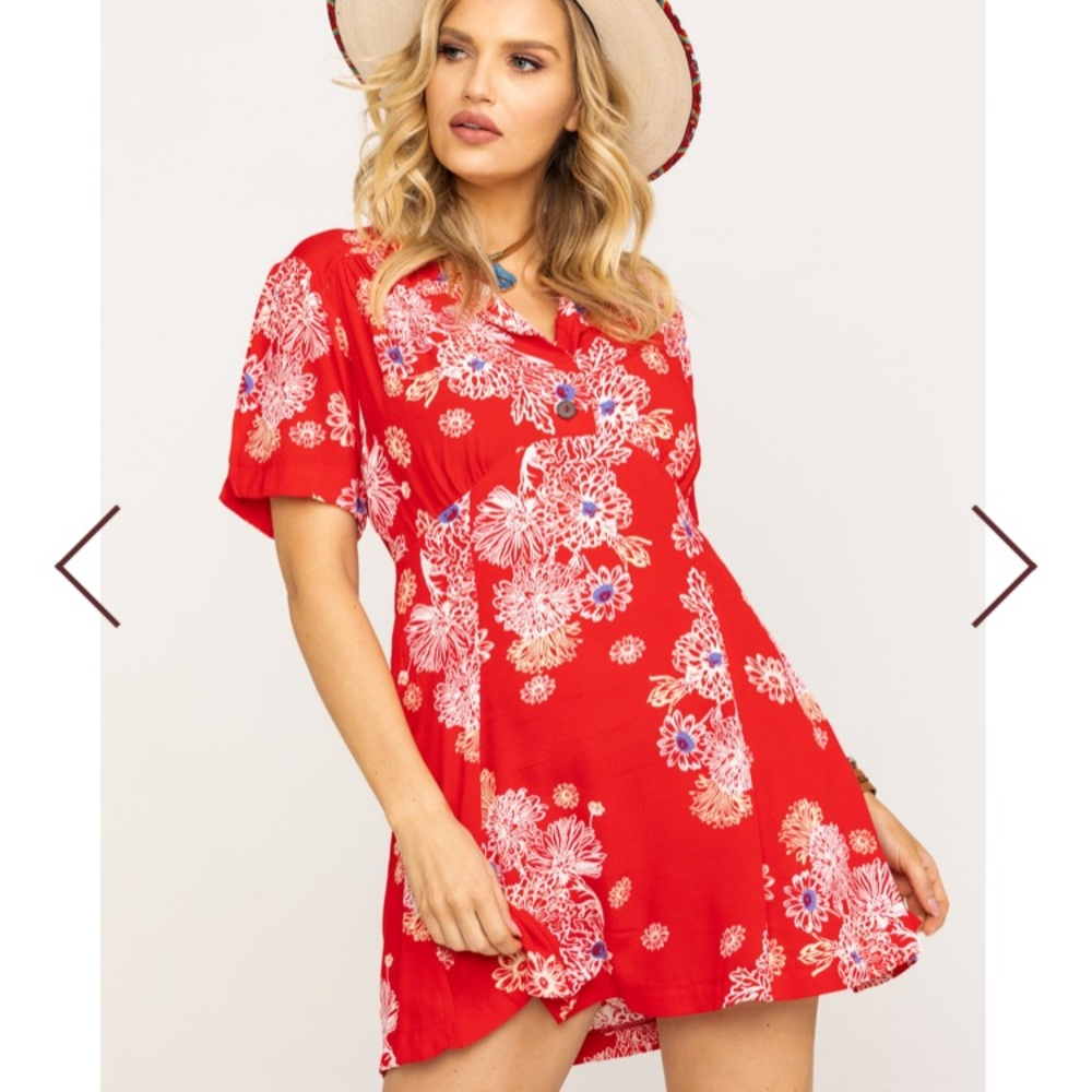 FREE PEOPLE Red “Blue Hawaii” Floral Mini Dress!